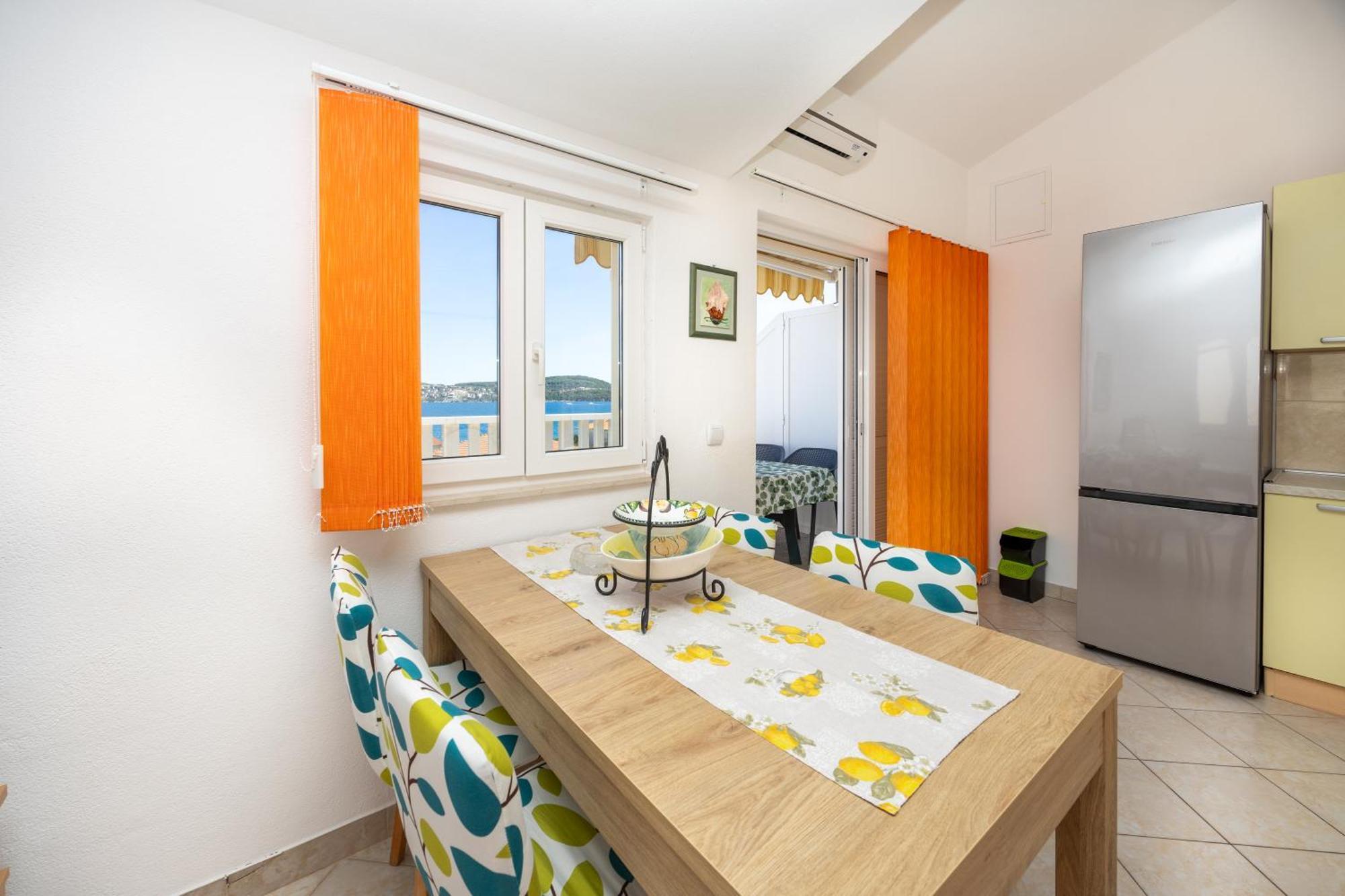 Apartman Markulin Trogir Exterior foto